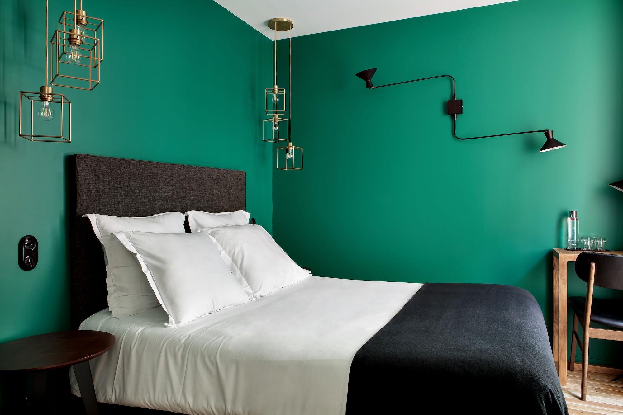 Newhotel Le Voltaire Parigi Esterno foto