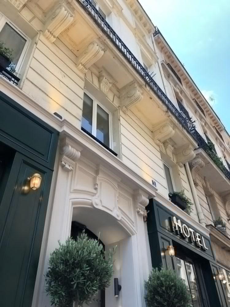 Newhotel Le Voltaire Parigi Esterno foto