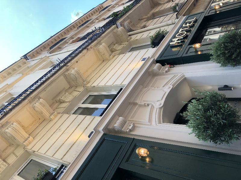 Newhotel Le Voltaire Parigi Esterno foto