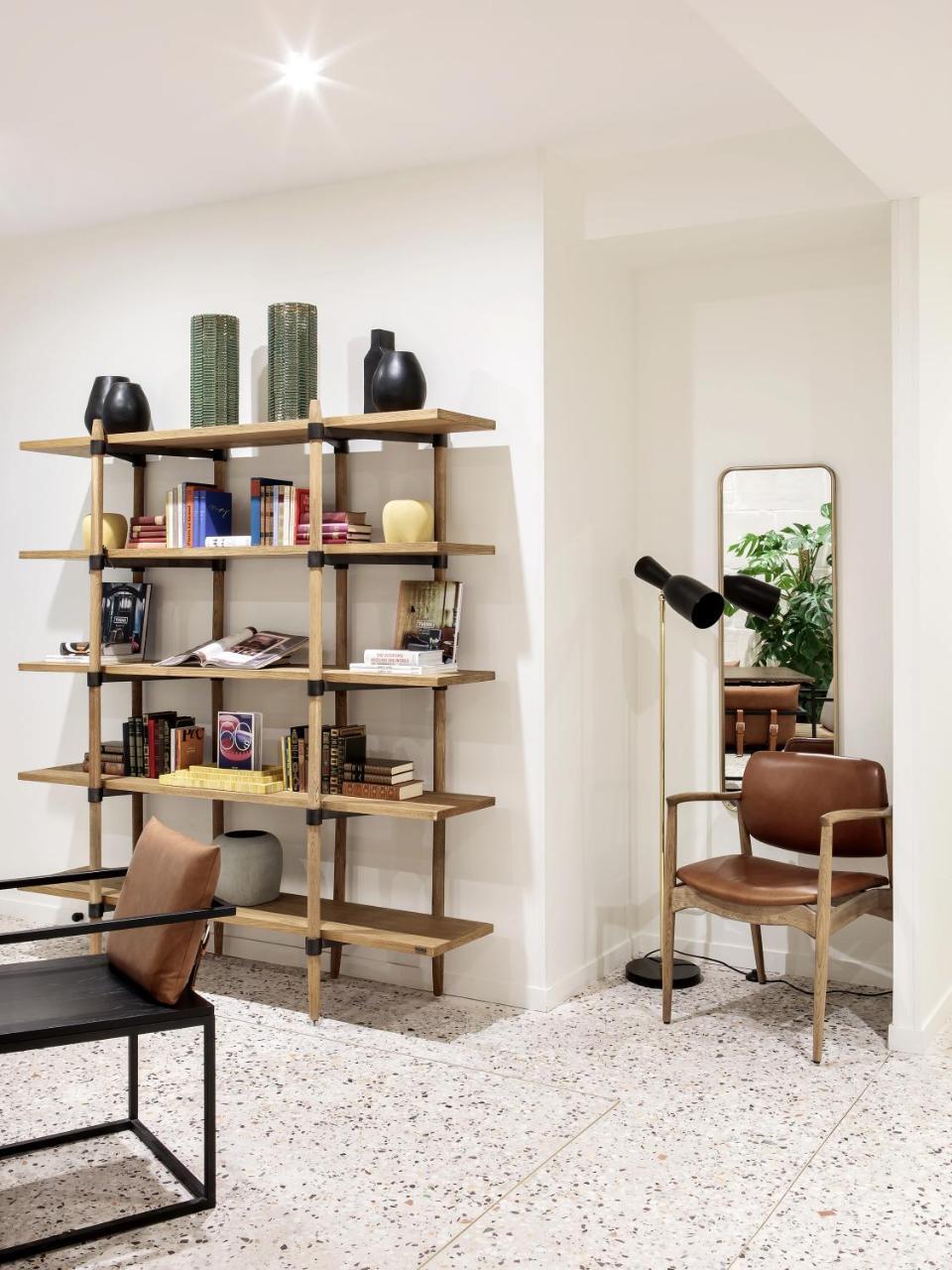 Newhotel Le Voltaire Parigi Esterno foto